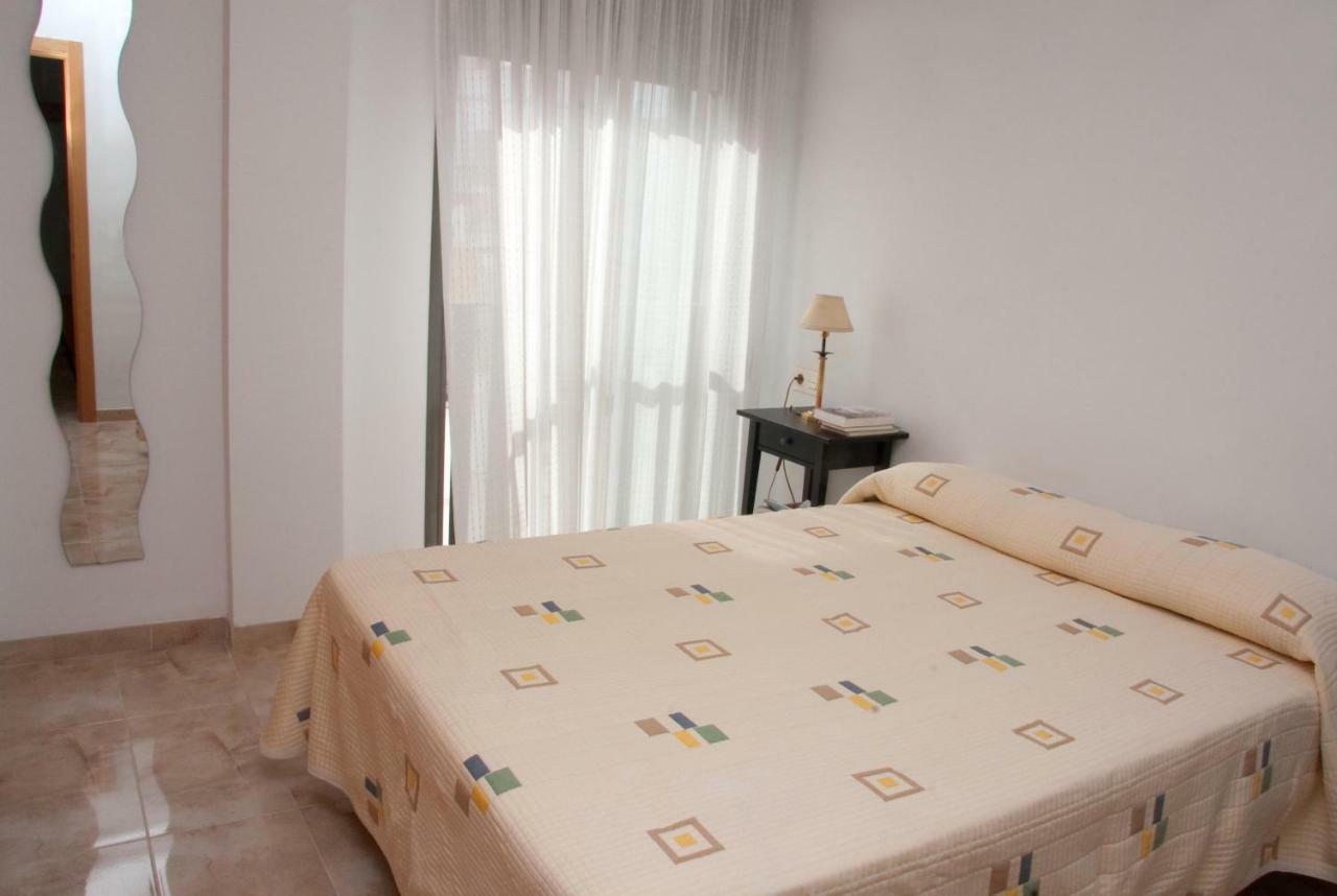 Apartamento Verde La Herradura Apartment อัลมูเญการ์ ภายนอก รูปภาพ